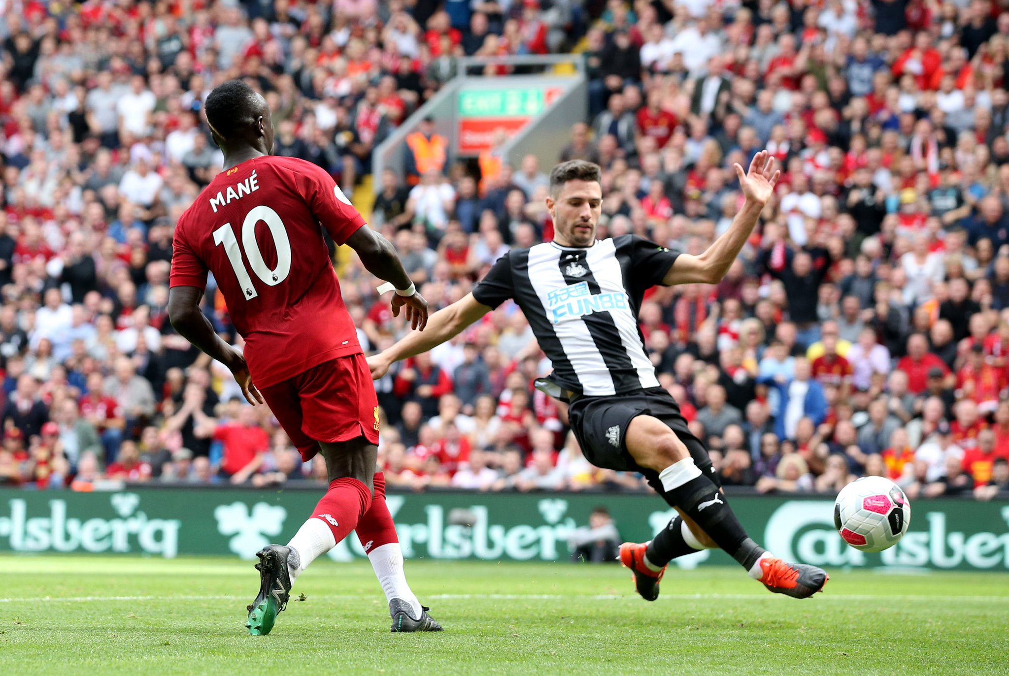 更在场内外 更在场内外